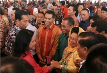 Jokowi: Media Massa Jangan Lebay