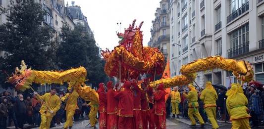Naga Terpanjang 118 Meter Siap Beratraksi