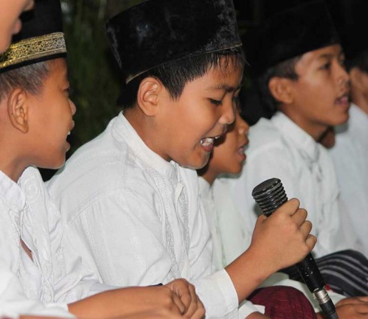 Mampu Bicara Empat Bahasa Asing Hapal Juzz 30 Alquran