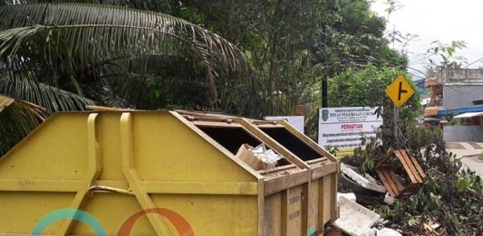 Buang Sampah Sembarangan, Didenda Rp15 Juta