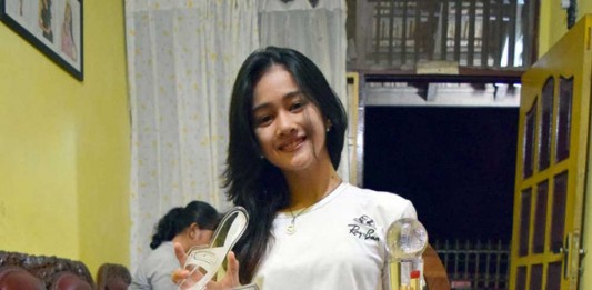 Andi Gusti Zena, Pemenang Model Kategori Kaki Terindah