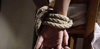 Cemburu, Sekap Kekasih di Kamar Kos