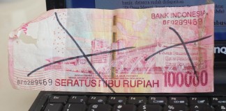 Warga Temukan Upal Pecahan Rp100 Ribu