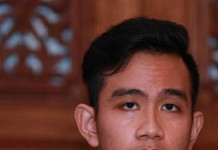 Gibran Tak Sabar Bawa Pulang Jan Ethes