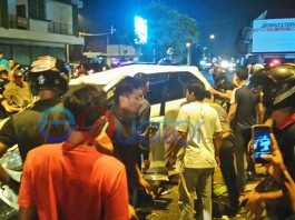 Terbalik Tengah Malam