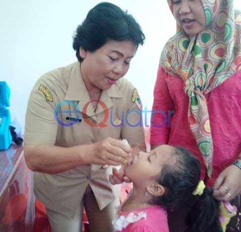 Di Kapuas Hulu, Ratusan Anak Ikuti PIN Polio