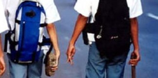 Melanggar Hukum, Out