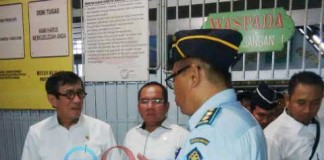 Hahaha…, Menkumham pun Digeledah Sipir