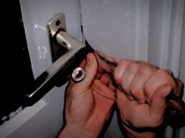 Belum Gajian Jual Barang Majikan