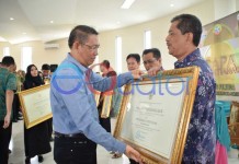 36 Sekolah di Pontianak Terima Penghargaan IIUN 2015