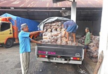 Berawal dari Kuli Sekarang Menjadi Pengusaha Sukses