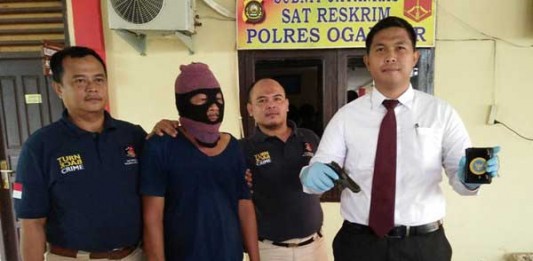 Ngakunya Anggota BIN