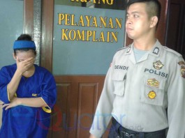 Perempuan Hamil Gadai Motor Teman Demi Ayahnya