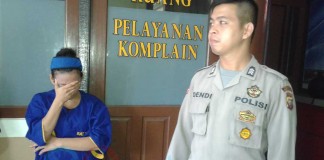 Perempuan Hamil Gadai Motor Teman Demi Ayahnya