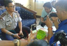 Enam Polisi Nyaris Gila