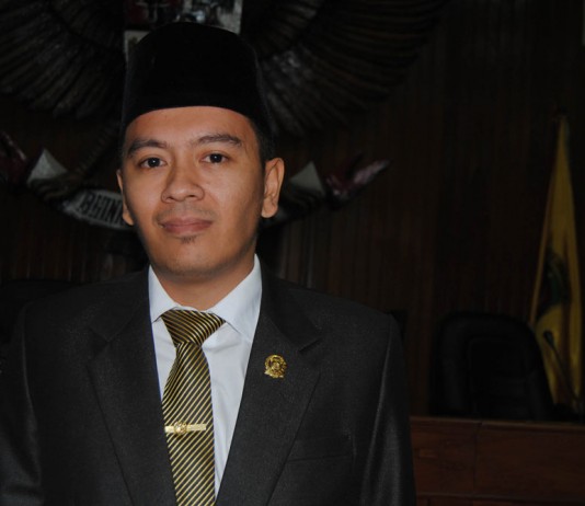 Anggota Dewan Harus Dites Urine