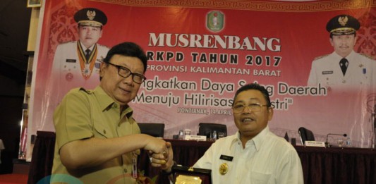 Gubernur Ungkap Sekda Diperiksa, Disangkal Kejati