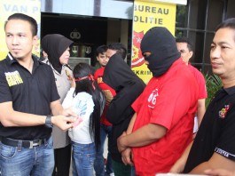 Dicicipi Dulu Sebelum Dijual ke Hidung Belang