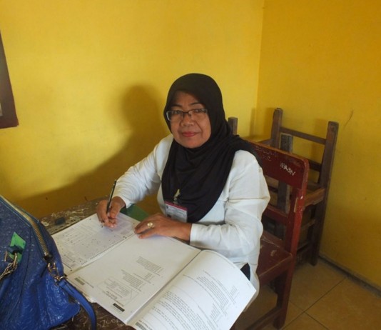 Yang Sepuh Yang Tetap Bersemangat Mengejar Ijazah Setara SMA