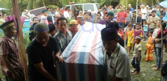 Jenazah Uray Winja Tiba di Rumah Duka