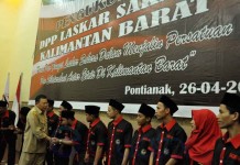 Laskar Sakera Kalbar Dikukuhkan, Pesan Cornelis, Jangan Berkelahi Kayak Dulu