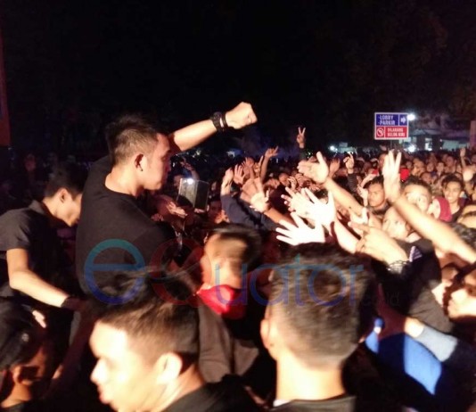 Lyla Memukau 10 Ribu Warga Ketapang