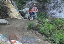 Berbagi, Mencari Tahu Kerasnya Hidup di Ijen