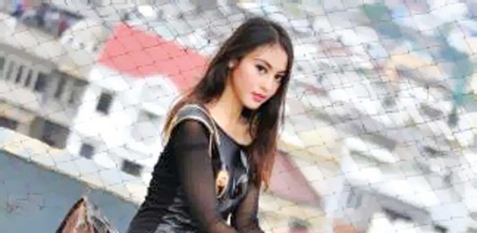 Sonya Ternyata Seorang Model