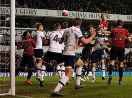 Tottenham Gagal Jaga Jarak, Leicester Dekati Mahkota