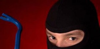 Pura-pura Beli Beras Curi Hp Pemilik Toko