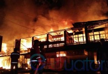 20 Ruko dan Pasar Tradisional Terbakar