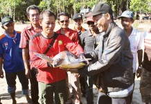 BKSDA dan DKP Lepas Penyu, Warga Paloh Bentuk Lembaga Konservasi