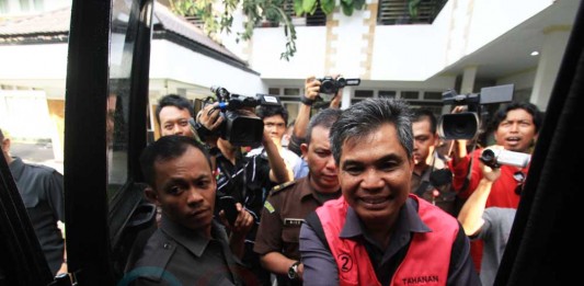 Diduga Korupsi Pembangunan Kantor Bupati Melawi, Bekas PPTK Ditahan