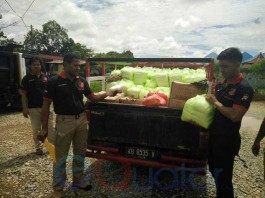 1,5 Ton Gula dan Minyak Goreng Malaysia Disita