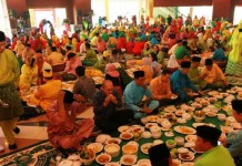 Saprahan Tradisi Melayu Penuh Filosofi, Bukan Sekedar Ngelantai Makan Bersama