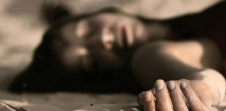 Penyakit Tak Kunjung Sembuh, IRT Gorok Leher Sendiri