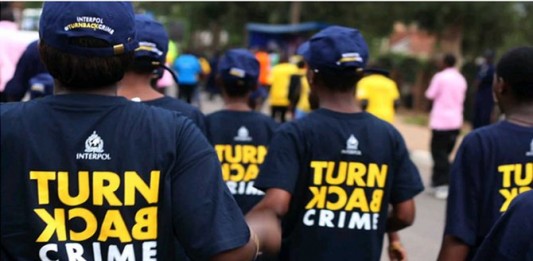 Seragam Turn Back Crime, Upaya Polisi Tampil Manusiawi & Trendi