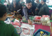 BBPOM Uji Lab Makanan dan Minuman di Pasar Juadah