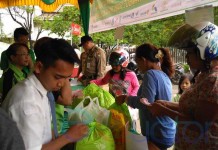 4.786 Paket Sembako Murah Untuk Enam Kecamatan