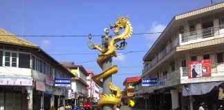 Pertunjukan Rakyat Media Tradisional, Singkawang Juara Pertama