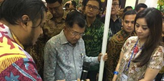 Buah Karya Anak Pontianak, Aplikasi Trash Bank Diresmikan Wapres JK