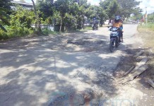 Potret Buram Infrastruktur Kubu Raya, Jalan Raya Kakap Seolah Dianaktirikan