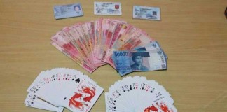 Belasan Pemain Judi Remi Box Dibekuk
