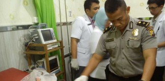 Orok Dibuang ke Selokan, Cuma Mau Enaknya Tak Mau Anaknya