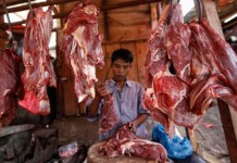 Stok Daging Sapi Aman, Kok Harga Jual Tinggi!