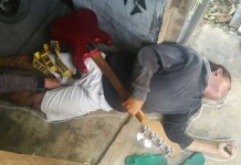 Pegang Gitar, Tewas Tersengat Listrik
