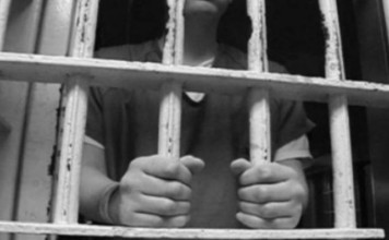 Heboh! Napi Rayakan Ultah di Ruang Sipir