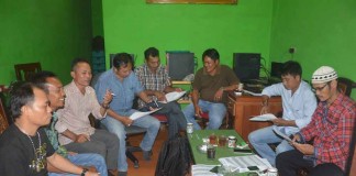 19 Tahun Warga Sembilan Desa Menunggu Realisasi Listrik PLN