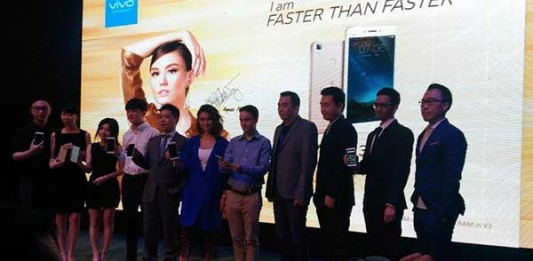 Dua Smartphone Serba Cepat