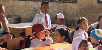 Hari Pertama Sekolah PNS Boleh Telat Ngantor